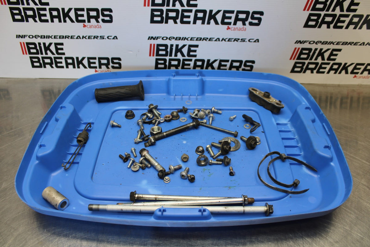 10 SUZUKI SV650 BOLTS HARDWARE SCREWS BB181