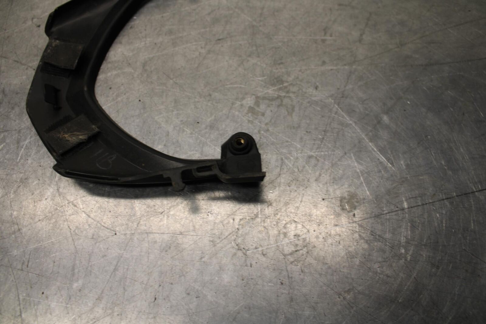 08-12 KAWASAKI NINJA 250R EX250J REAR TAILLIGHT BRAKE LIGHT TRIM BB612