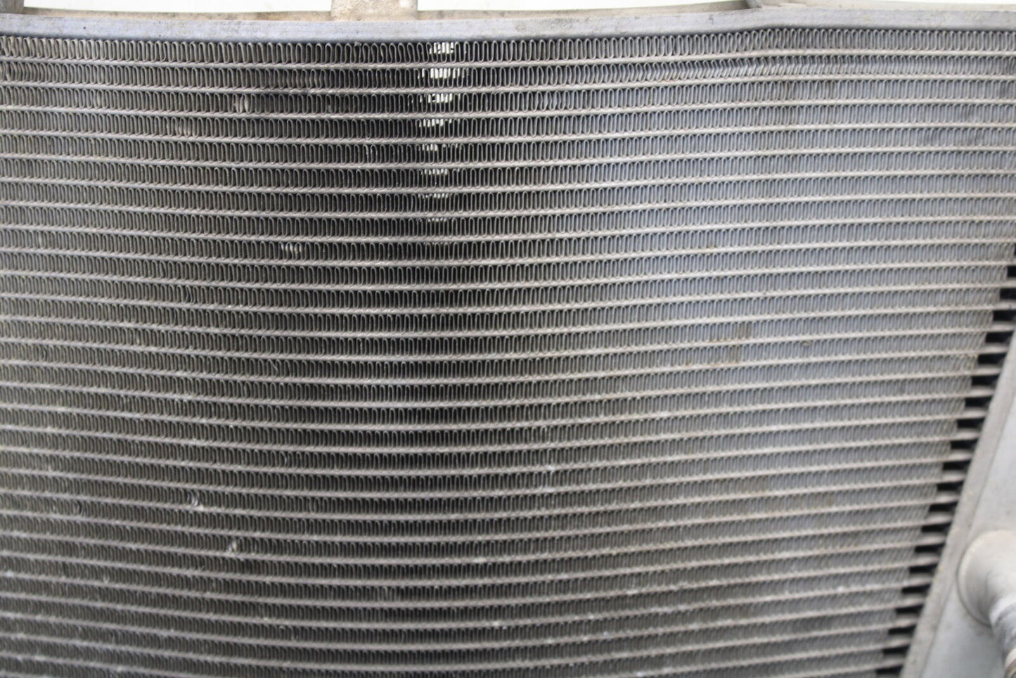 05-06 SUZUKI GSXR1000 ENGINE RADIATOR MOTOR COOLER COOLING 17710-41G00 BB677