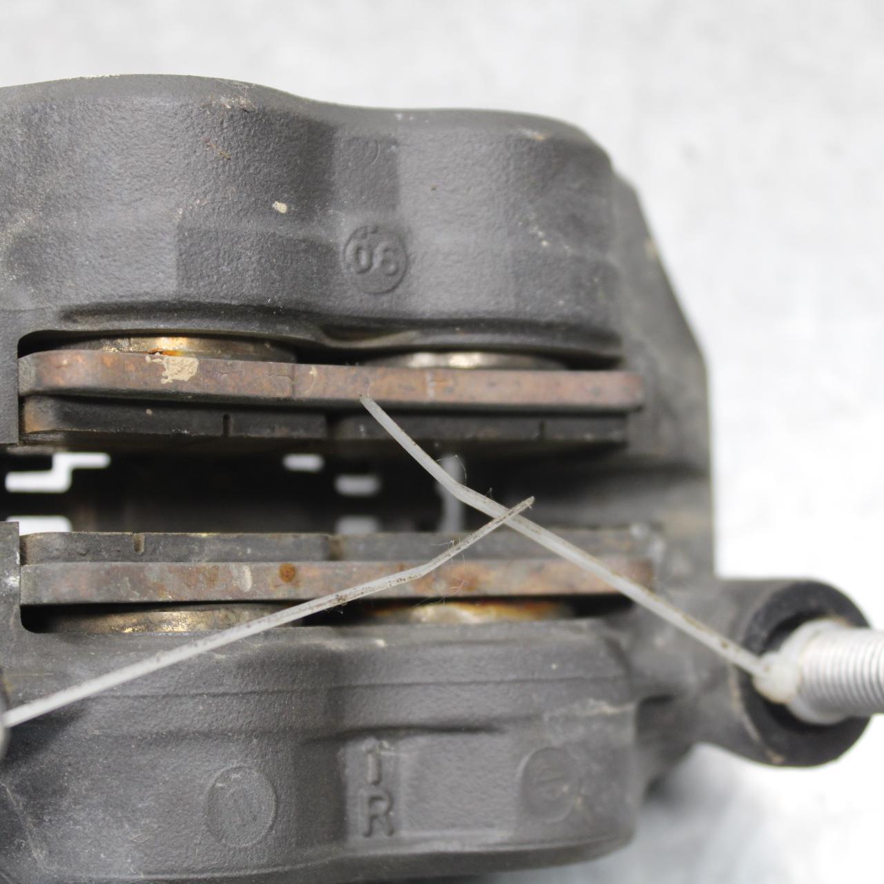 21 KAWASAKI NINJA ZX6R RIGHT LEFT FRONT BRAKE CALIPER SET PAIR CALIPERS BB647