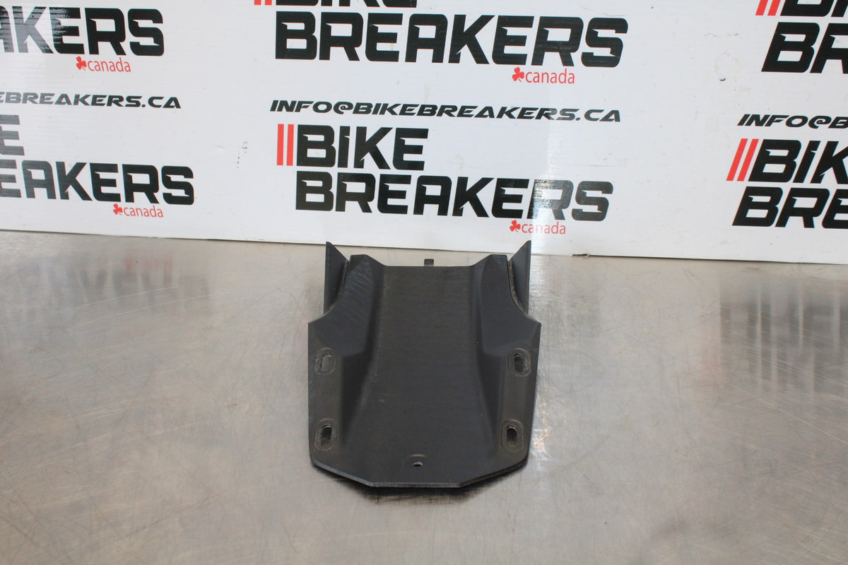 22-25 YAMAHA YZF R7 REAR BACK TAIL UNDERTAIL FAIRING COWL FENDER BB176