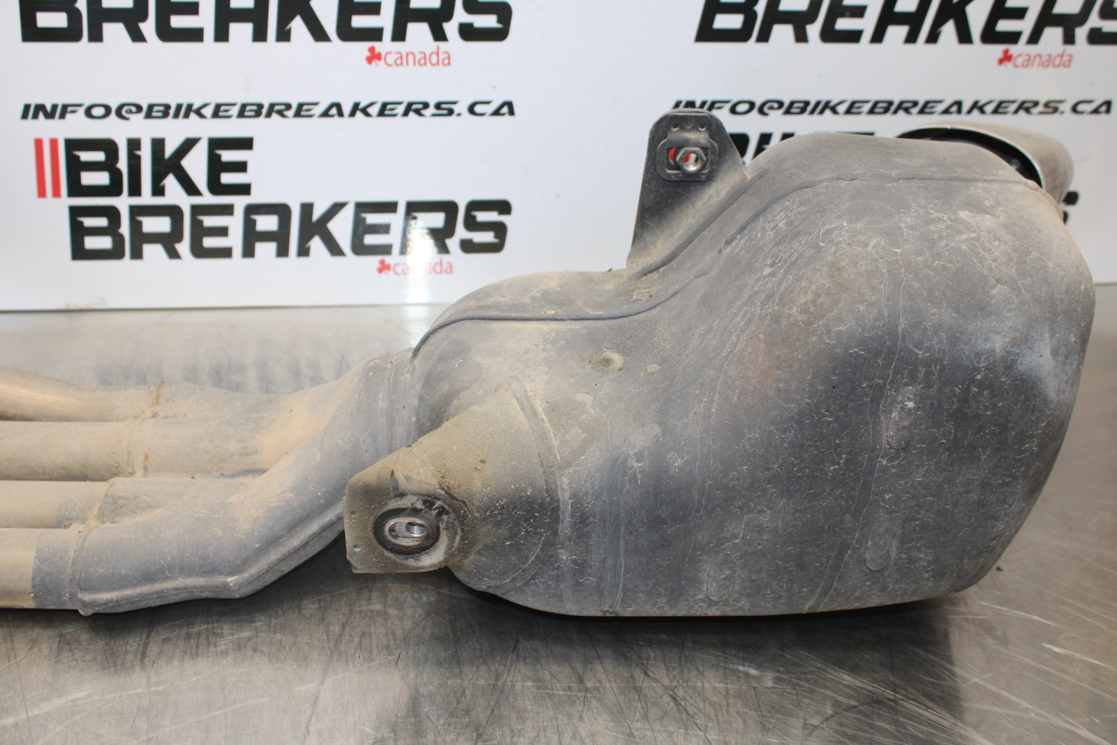 09-15 YAMAHA FZ6R FULL EXHAUST SYSTEM HEADERS PIPE MUFFLER BB161