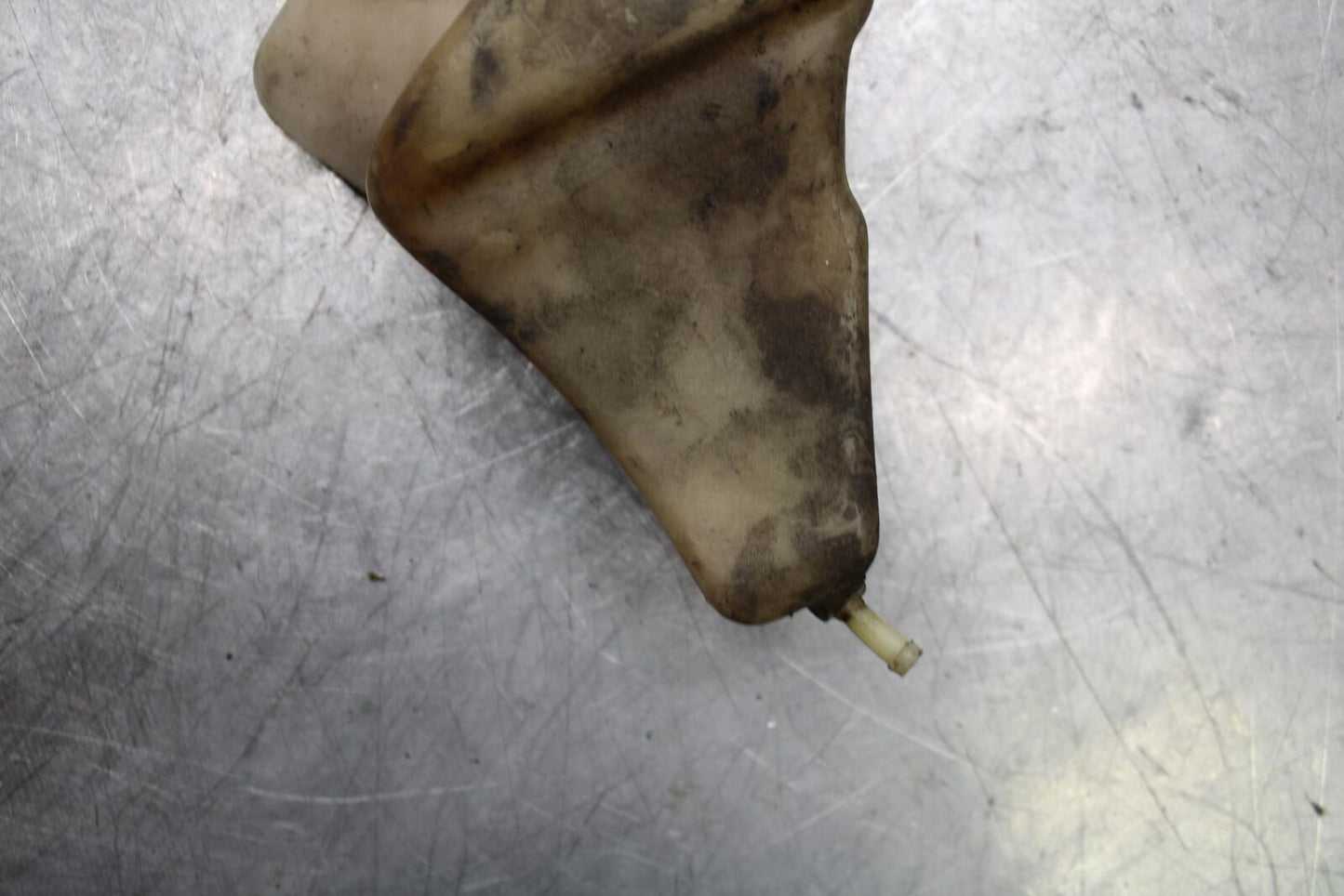 1997 Suzuki GSXR750 COOLANT WATER TANK RESERVOIR BOTTLE BB527