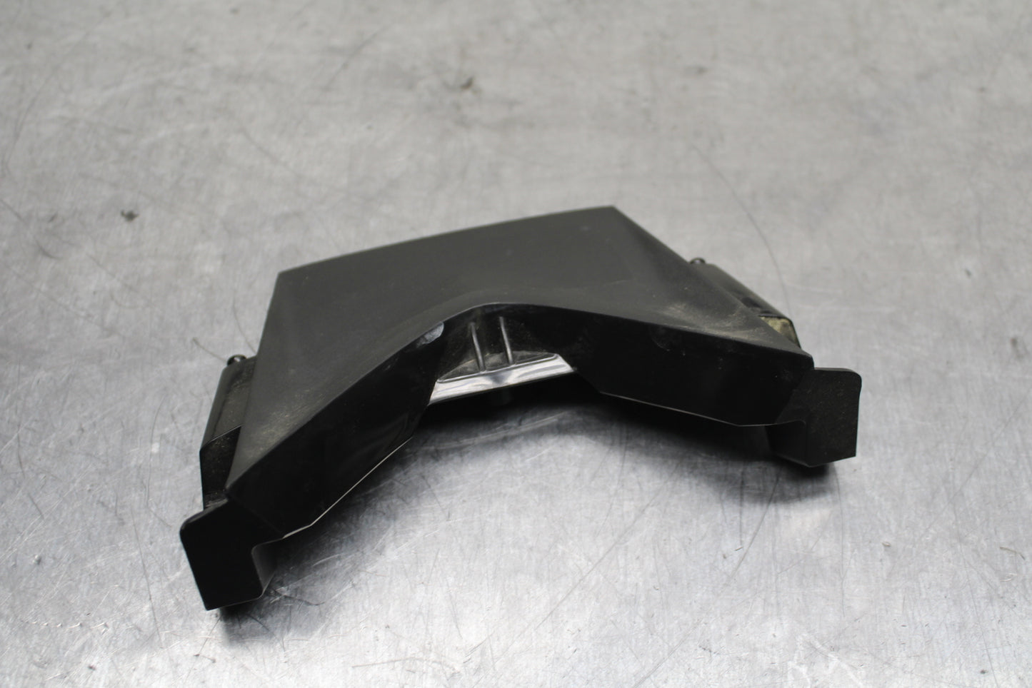 15-16 HONDA CB300F CENTER REAR BACK TAIL FAIRING COVER TRIM COWL BB740