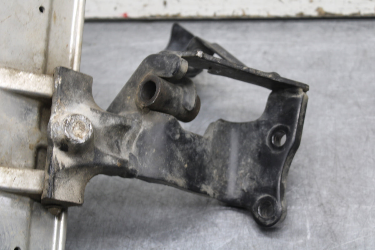 14-15 YAMAHA V STAR 1300 XVS1300CT TOURER RIGHT FRONT FOOT REST PEG STEP BB722