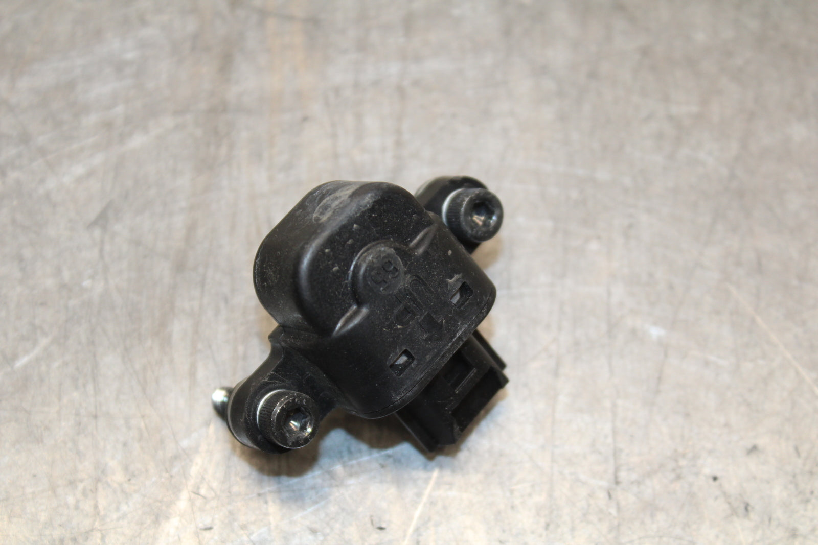 13-18 KAWASAKI NINJA ZX6R TIP OVER BANK ANGLE CRASH SENSOR  21176-0026 BB666