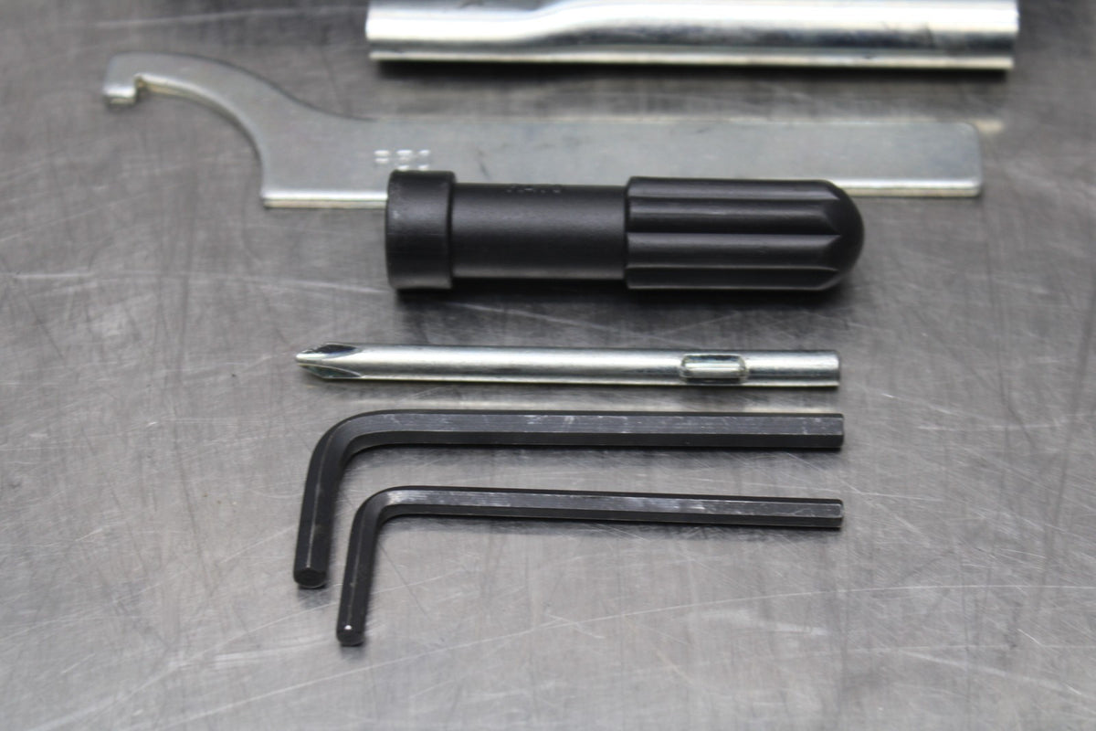 24 KAWASAKI NINJA 500 ABS STOCK TOOLS OEM TOOL BAG KIT SET BB818