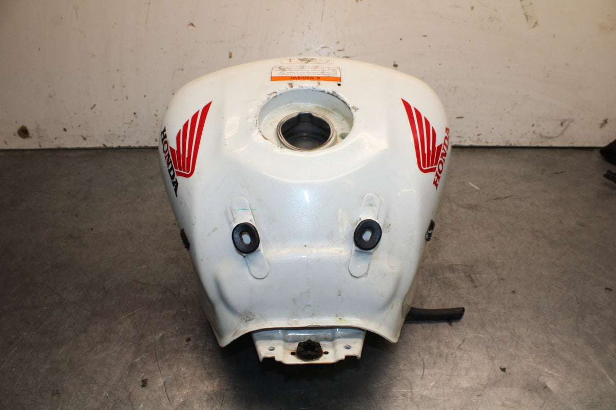 15-16 HONDA CB300F GAS TANK FUEL CELL PETROL RESERVOIR BB740