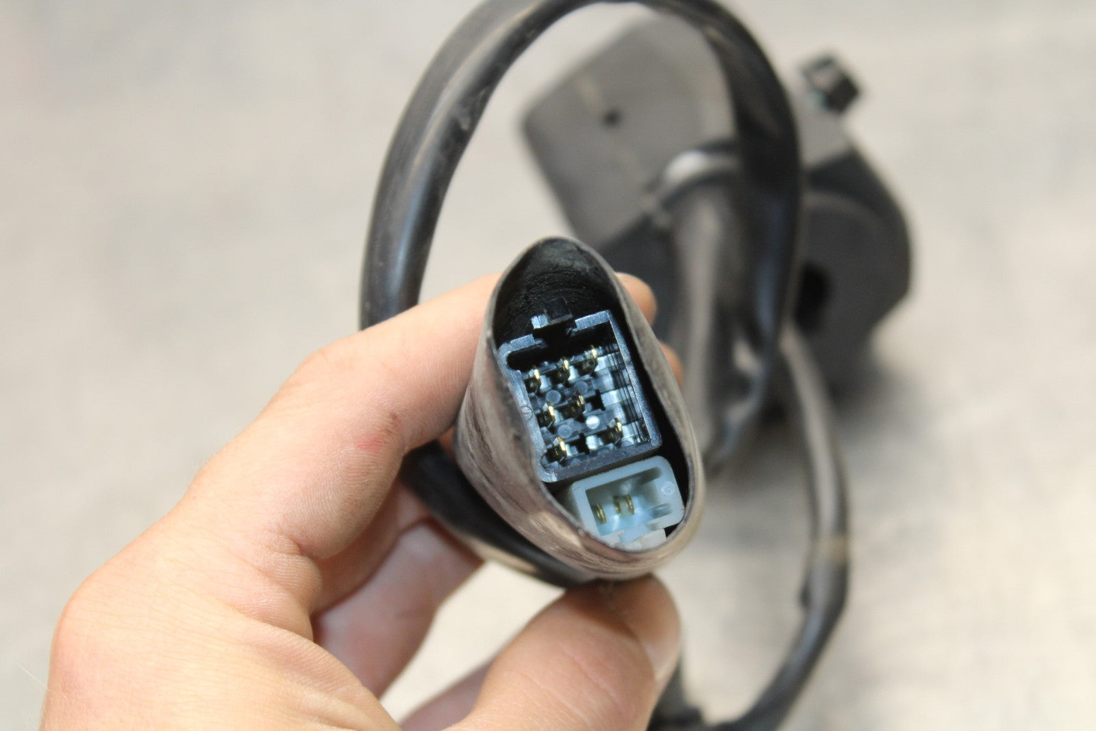 18-23 KAWASAKI NINJA 400 EX400 ABS LEFT CLIP ON HANDLE HORN SIGNALS SWITCH BB177