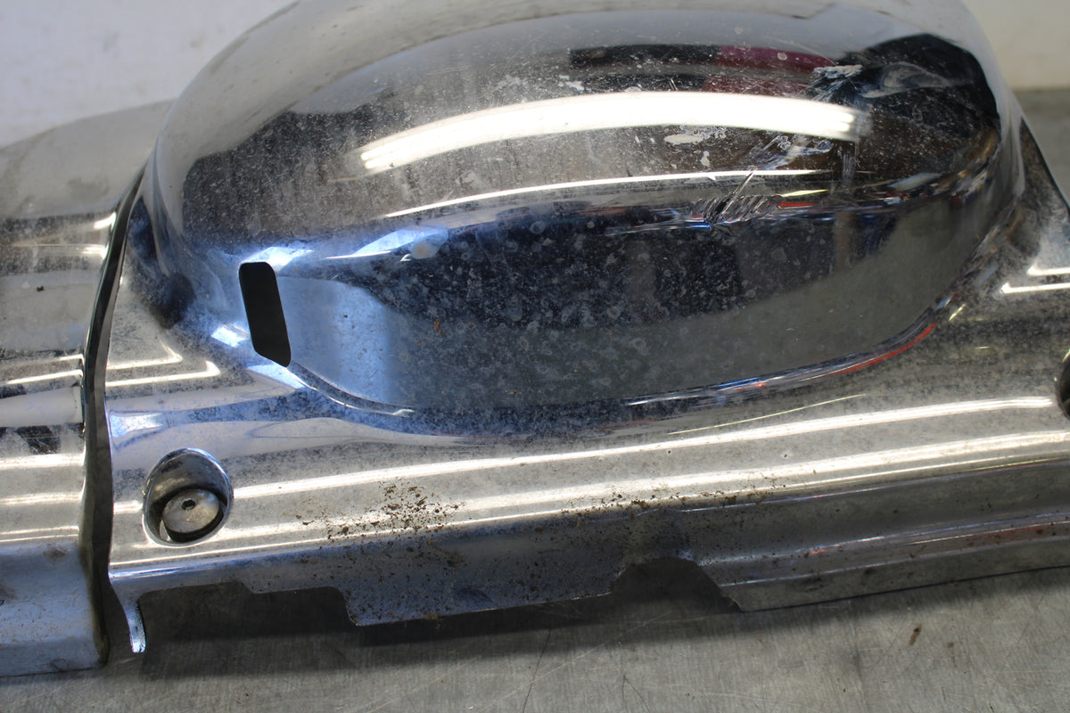04 SUZUKI INTRUDER 800 ENGINE SPROCKET COVER BB758
