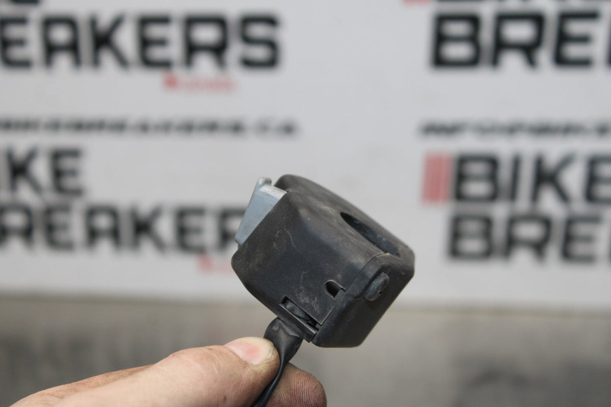 07 YAMAHA YZF R1 RIGHT CLIP ON HANDLE KILL OFF START SWITCH SWITCHES BB826
