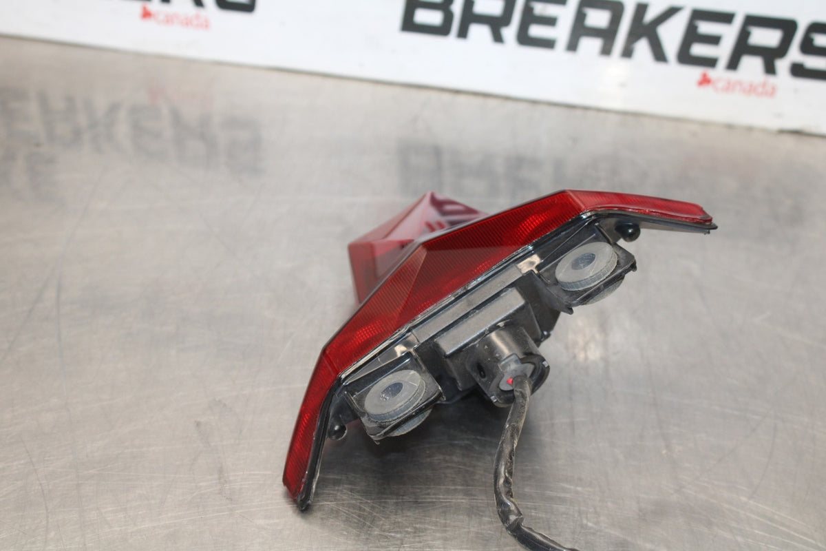 24 KAWASAKI NINJA ZX6R ZX636 ABS 40TH ANNIVERSARY REAR TAIL TAILLIGHT BB911