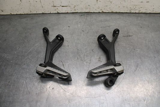 18-23 KAWASAKI NINJA 400 EX400 ABS REAR BACK PASSENGER PEG SET PAIR BB747