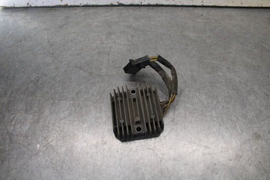 85-86 SUZUKI MADURA 1200 RECTIFIER VOLTAGE REGULATOR  BB691