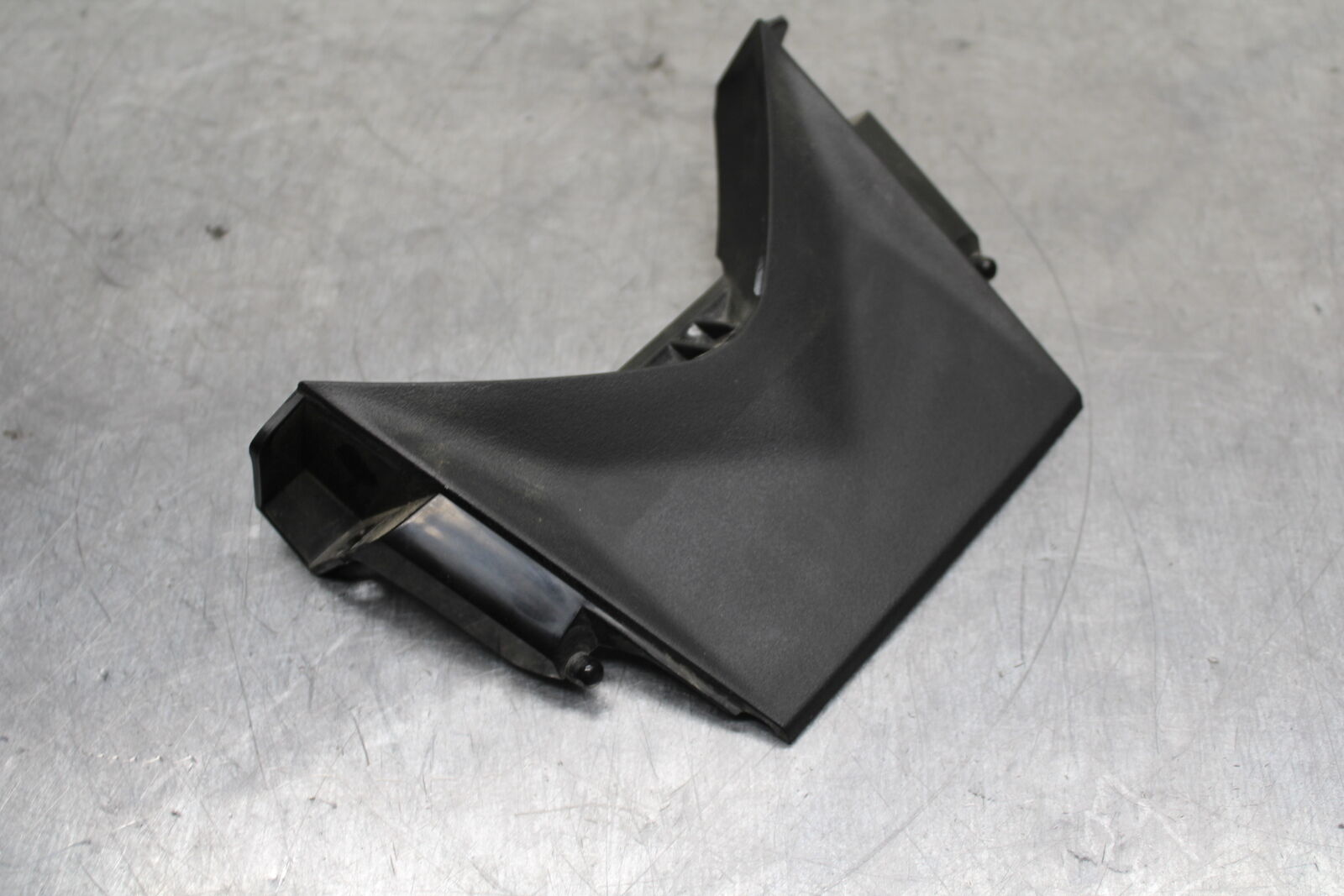 15-16 HONDA CB300F CENTER REAR BACK TAIL FAIRING COVER TRIM COWL BB740