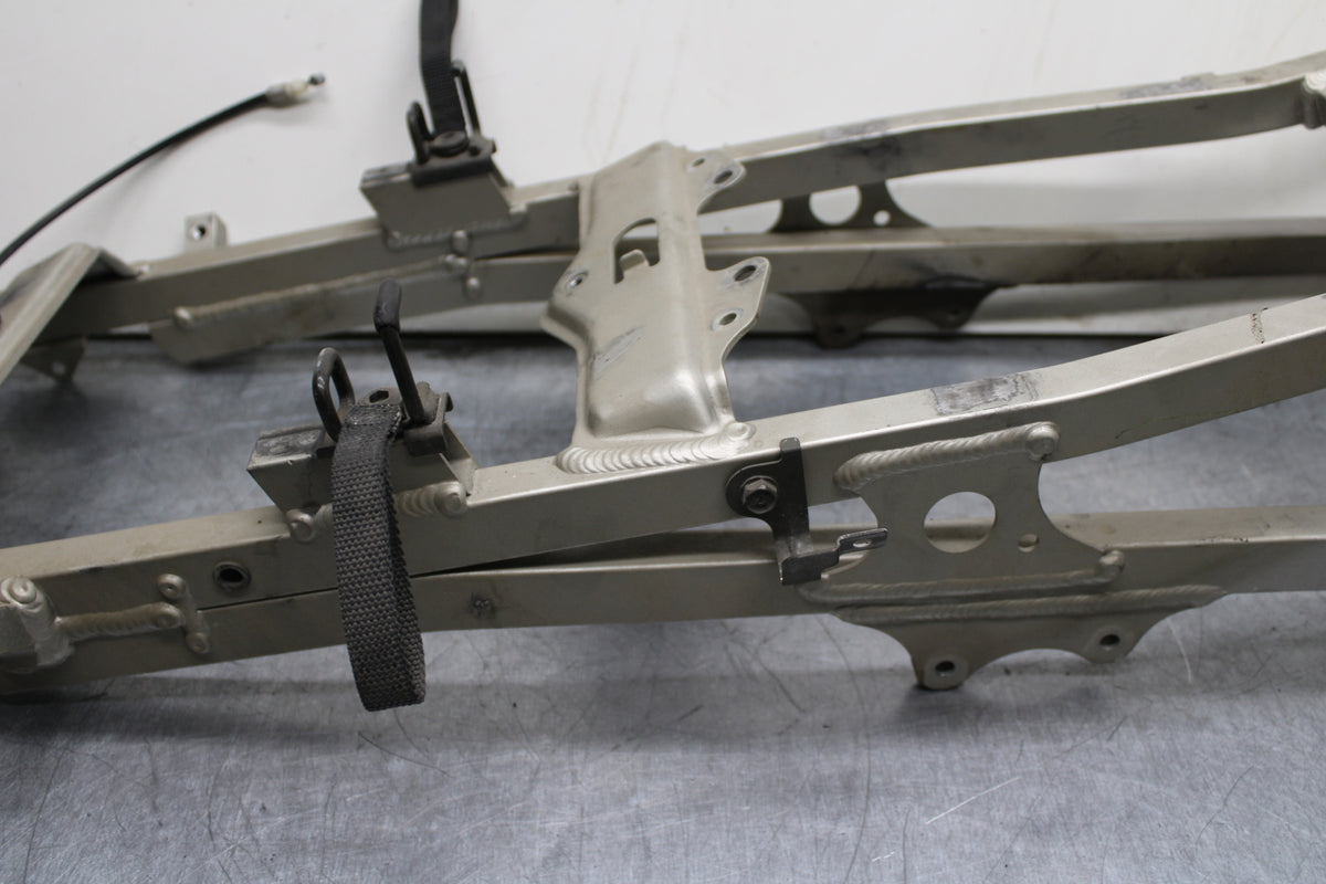 00-02 KAWASAKI NINJA ZX6R REAR SUBFRAME BACK SUB FRAME BB750