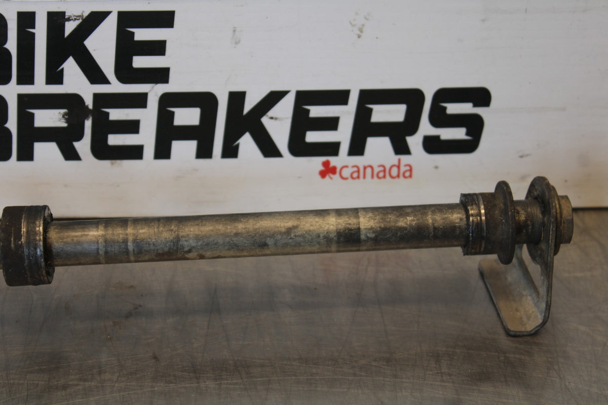 03 SUZUKI SV650 REAR AXLE BACK WHEEL RIM PIVOT BOLT AXEL BB167
