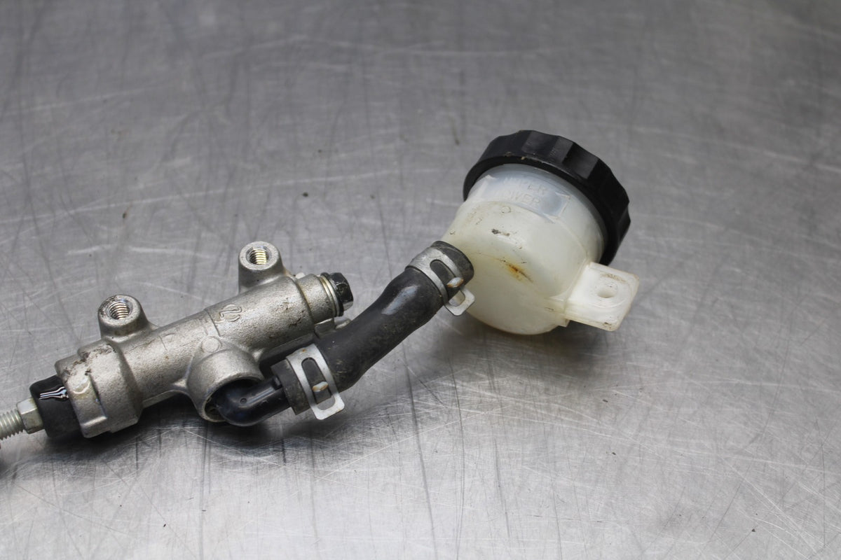 08 KAWASAKI VULCAN 1600 VN1600D NOMAD REAR BACK BRAKE MASTER CYLINDER BB904