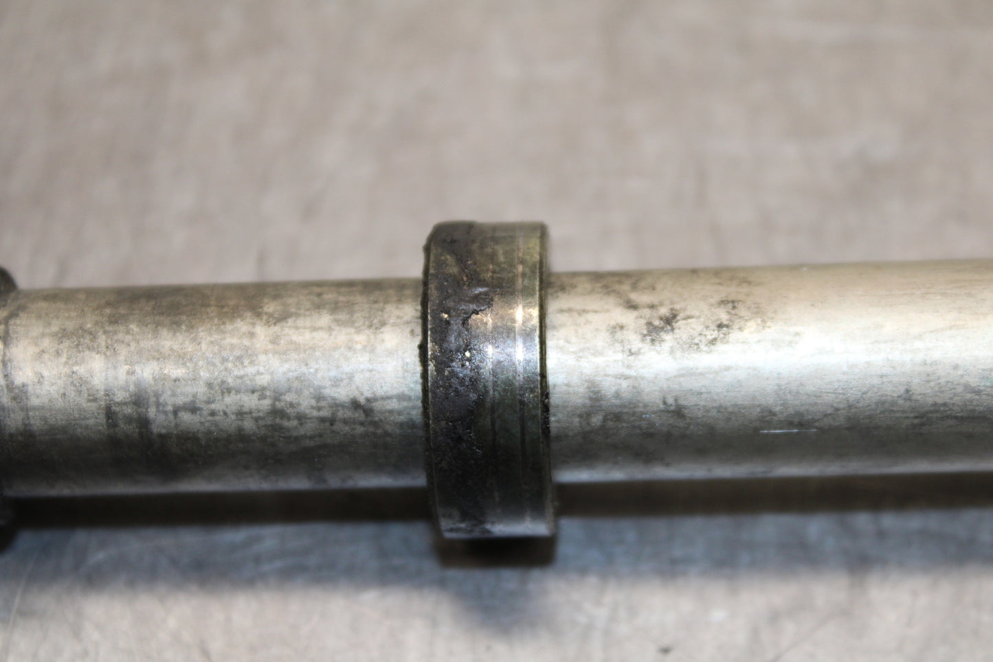 07-09 KAWASAKI VERSYS 650 FRONT WHEEL RIM AXLE PIVOT BOLT BB125