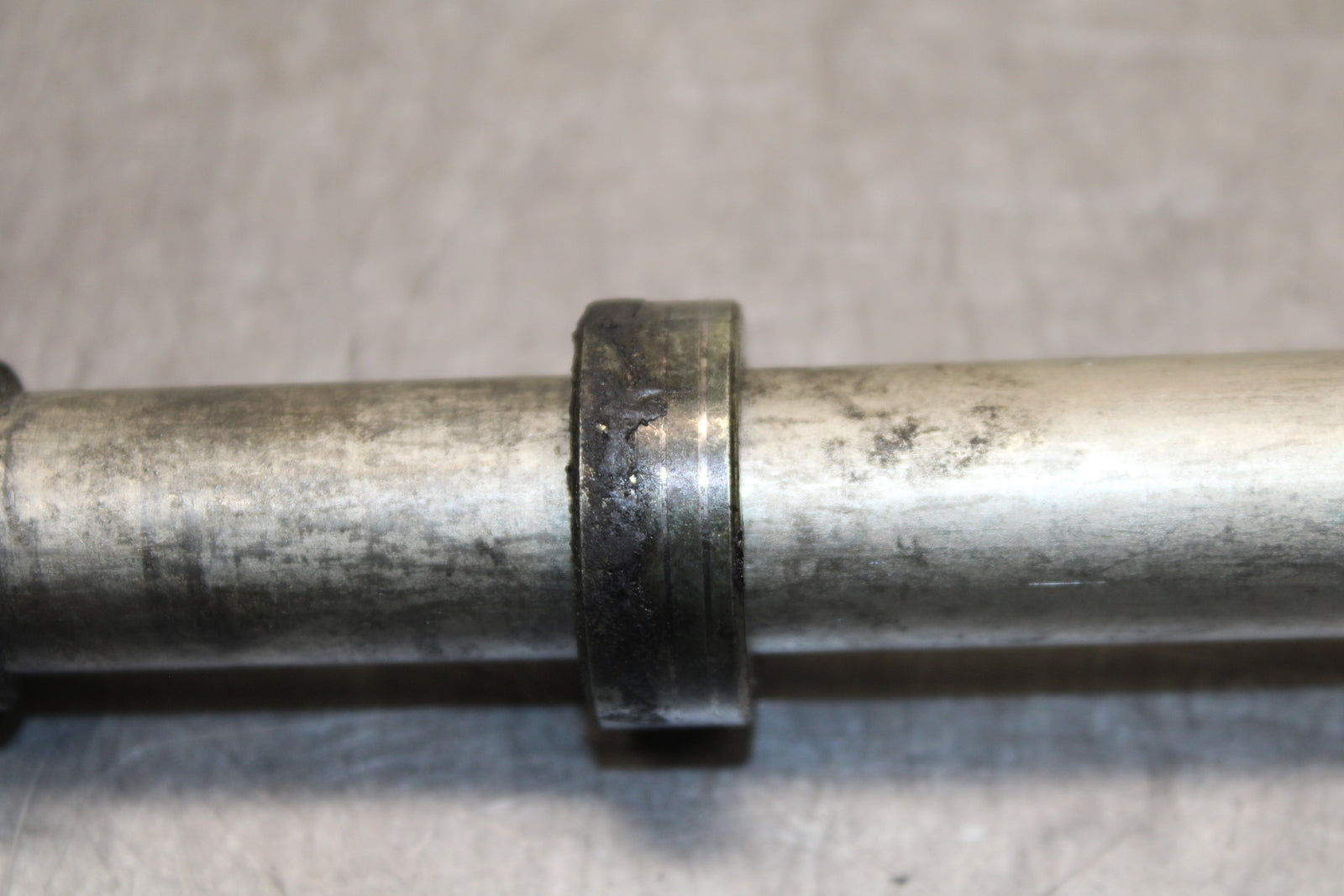 07-09 KAWASAKI VERSYS 650 FRONT WHEEL RIM AXLE PIVOT BOLT BB125