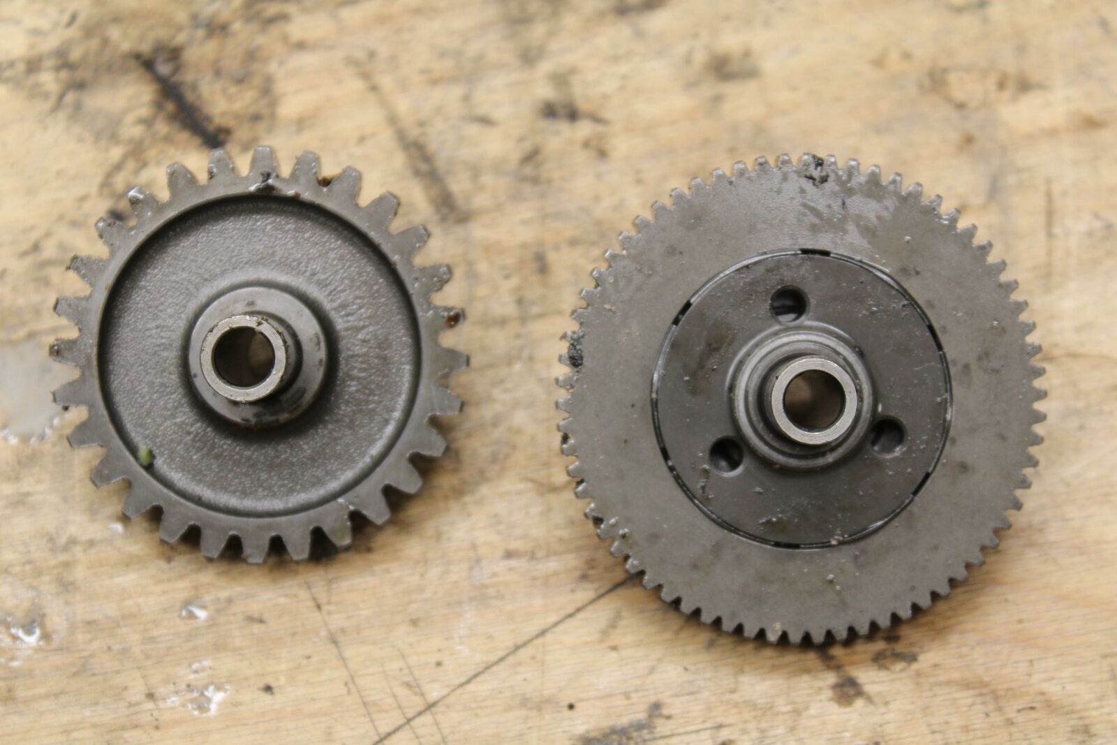 09-10 KAWASAKI ER-6N ENGINE MOTOR IDLER IDLING GEAR BB325