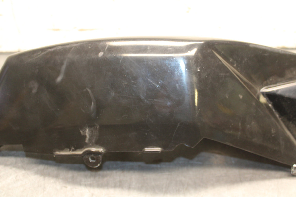 08-09 SUZUKI GSXR600 LEFT REAR BACK TAIL FAIRING COWL SHROUD BB728