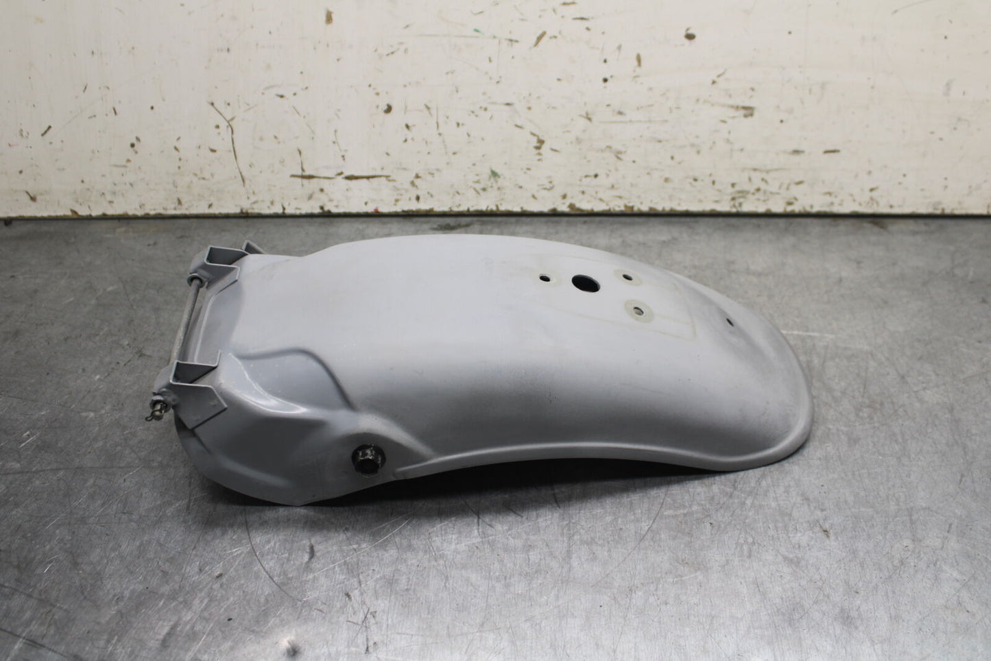 78-81 YAMAHA XS1100 REAR BACK FENDER MUD GUARD BB107