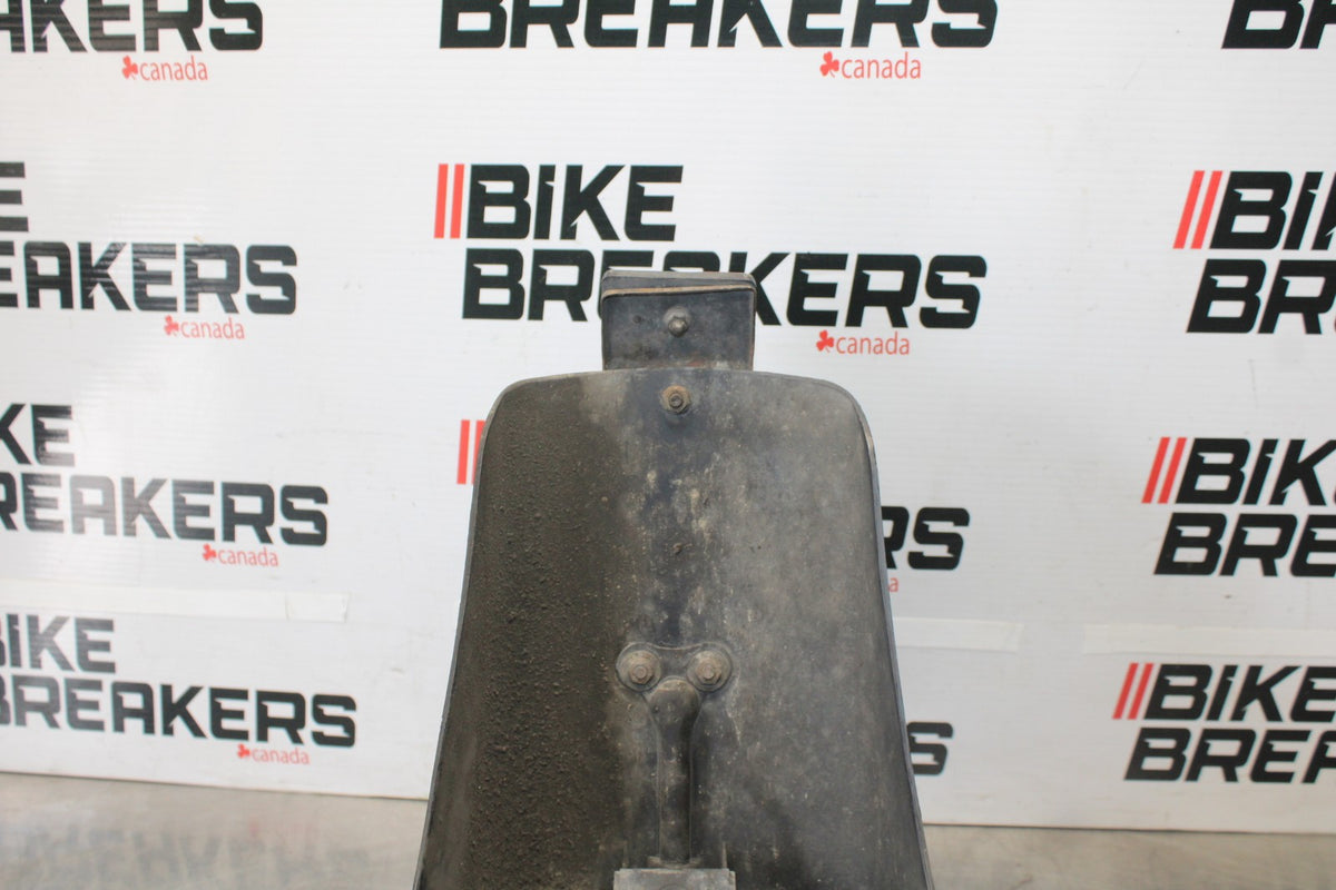 84 HONDA INTERCEPTOR 1000 VF1000F REAR BACK FENDER MUD GUARD BB878