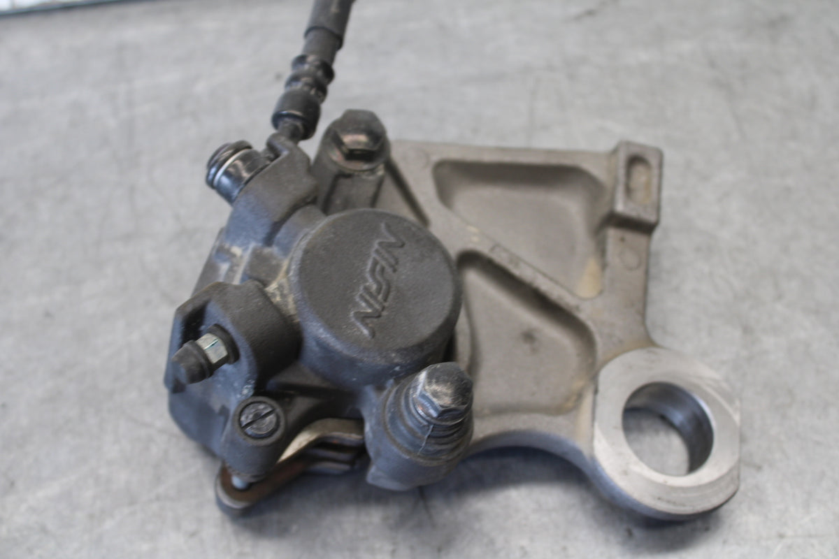 08-17 YAMAHA YZF R6 REAR BACK BRAKE CALIPER W MOUNT BRACKET 2C0-2580W-00-00