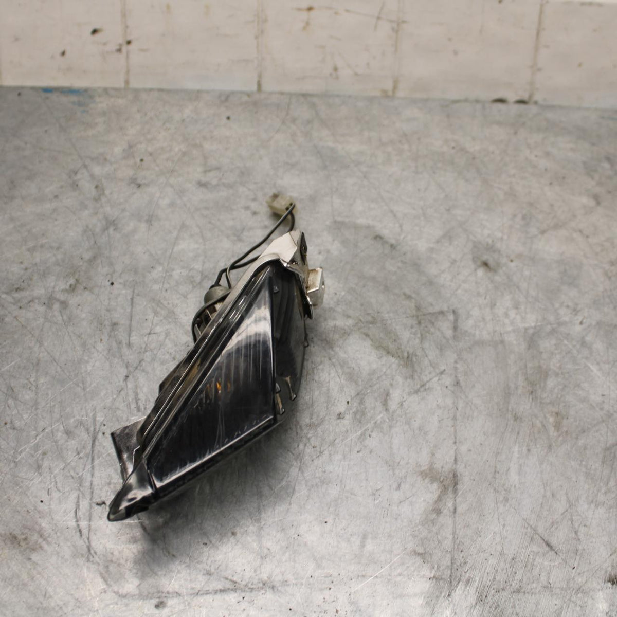 09-16 SUZUKI GSXR1000 RIGHT REAR BACK TURN SIGNAL LIGHT INDICATOR BB439