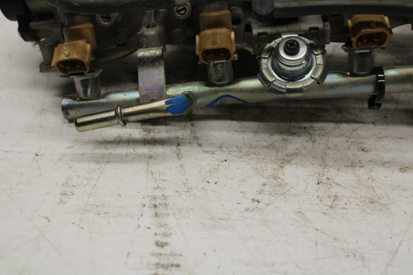 08-17 YAMAHA YZF R6 MAIN FUEL INJECTORS / THROTTLE BODIES BB354