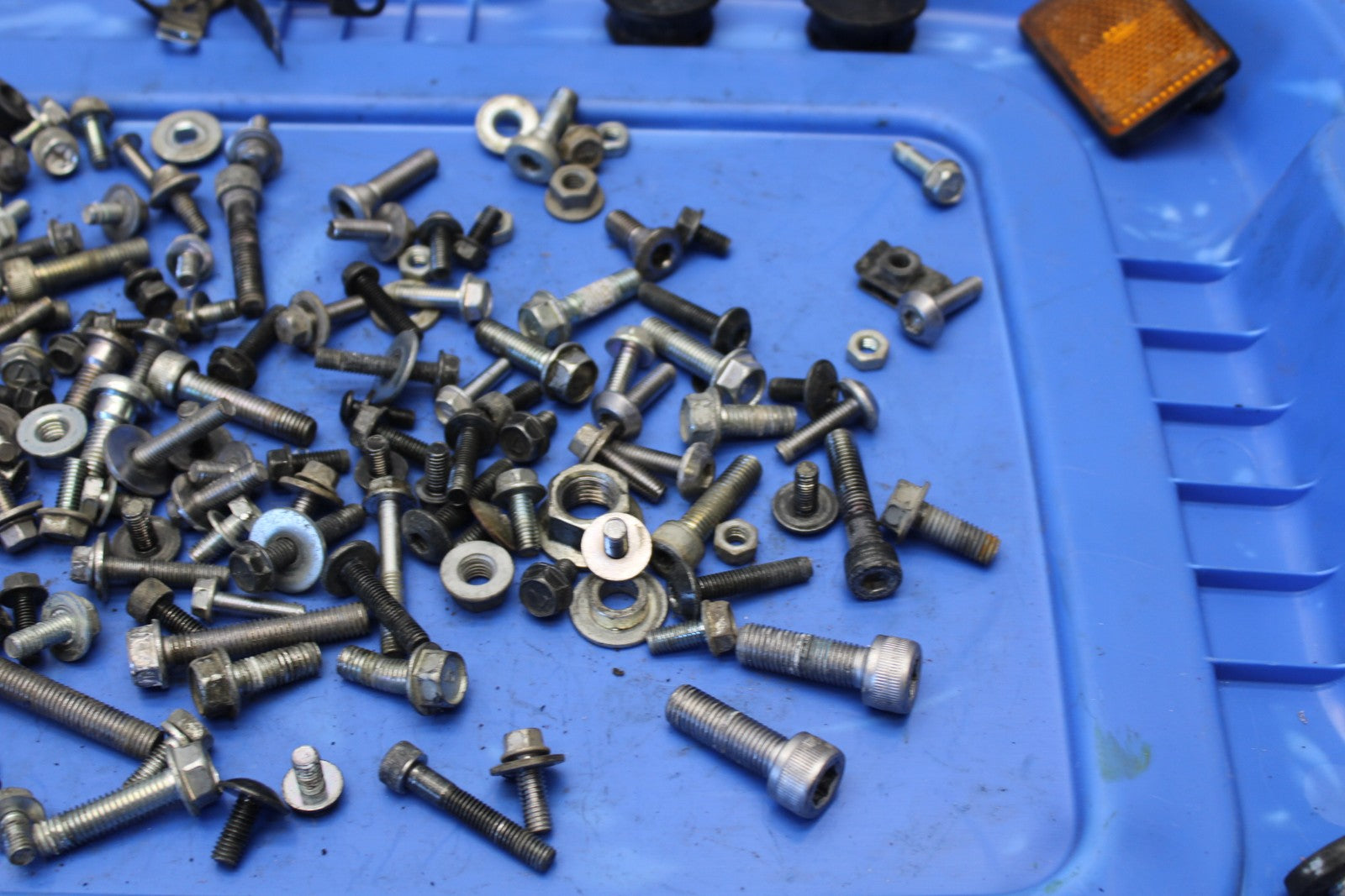 08-18 KAWASAKI KLR650 MOUNTING BOLTS HARDWARE MOTOR SCREWS BB183