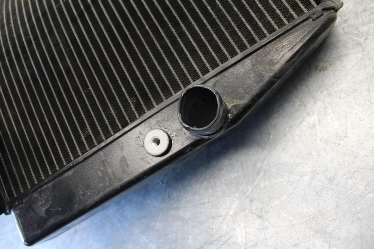 2007 Honda CBR600RR ENGINE RADIATOR MOTOR COOLER  RADIATER 19010-MFJ-305  BB536