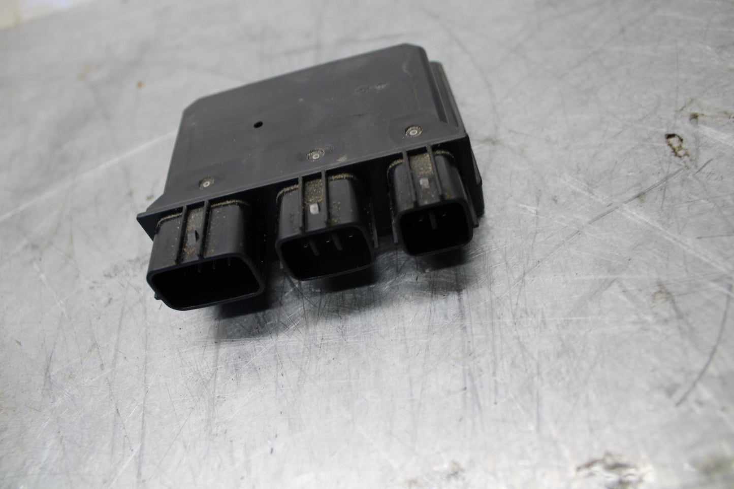 07-08 KAWASAKI CONCOURS 1400 ABS RELAY ASSEMBLY FUSE BOX BB449