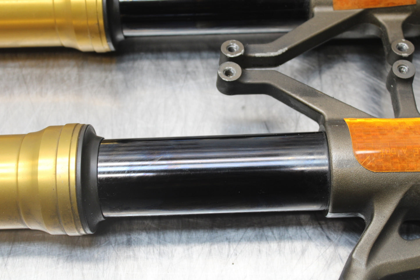 04-05 KAWASAKI NINJA ZX10R FRONT FORKS SHOCK SUSPENSION SET PAIR BB163