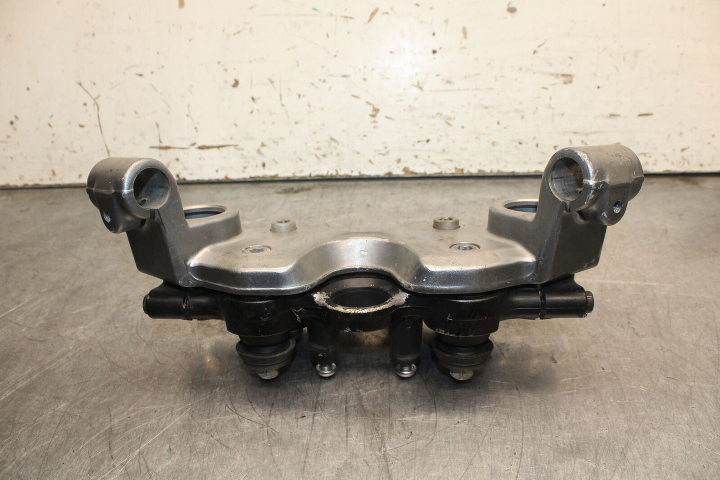 04-05 SUZUKI KATANA 750 GSX750F FORKS UPPER TRIPLE TREE CLAMP BB110