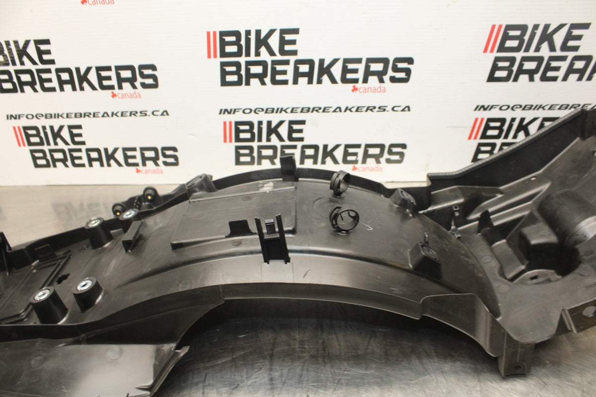 23-24 KAWASAKI NINJA ZX14R REAR BACK TAIL UNDERTAIL FAIRING COWL FENDER BB764