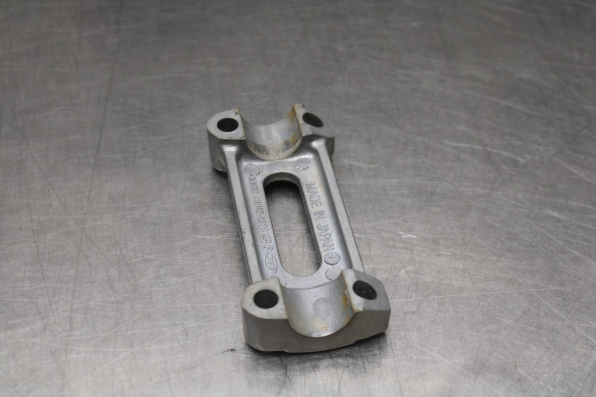 07 KAWASAKI NINJA 650 EX650 HANDLEBAR RISER TOP CLAMP BB844