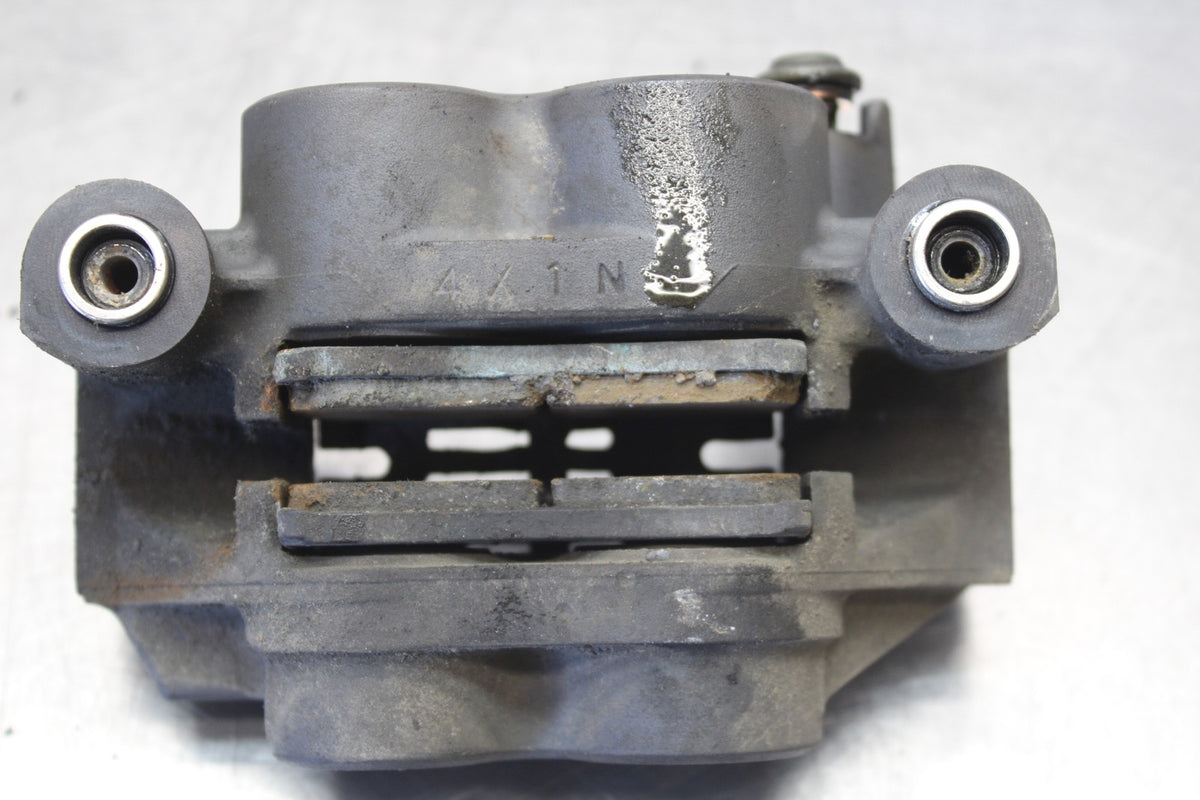05 YAMAHA YZF R6 RIGHT LEFT FRONT BRAKE CALIPER SET PAIR CALIPERS BB858