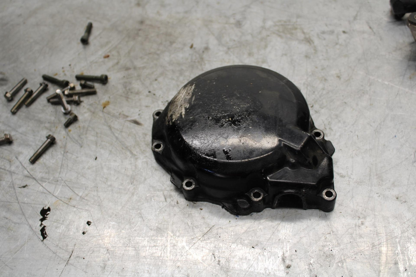 99-07 SUZUKI HAYABUSA GSX1300R STATOR MAGNETO ALTERNATOR GENERATOR COVER BB426