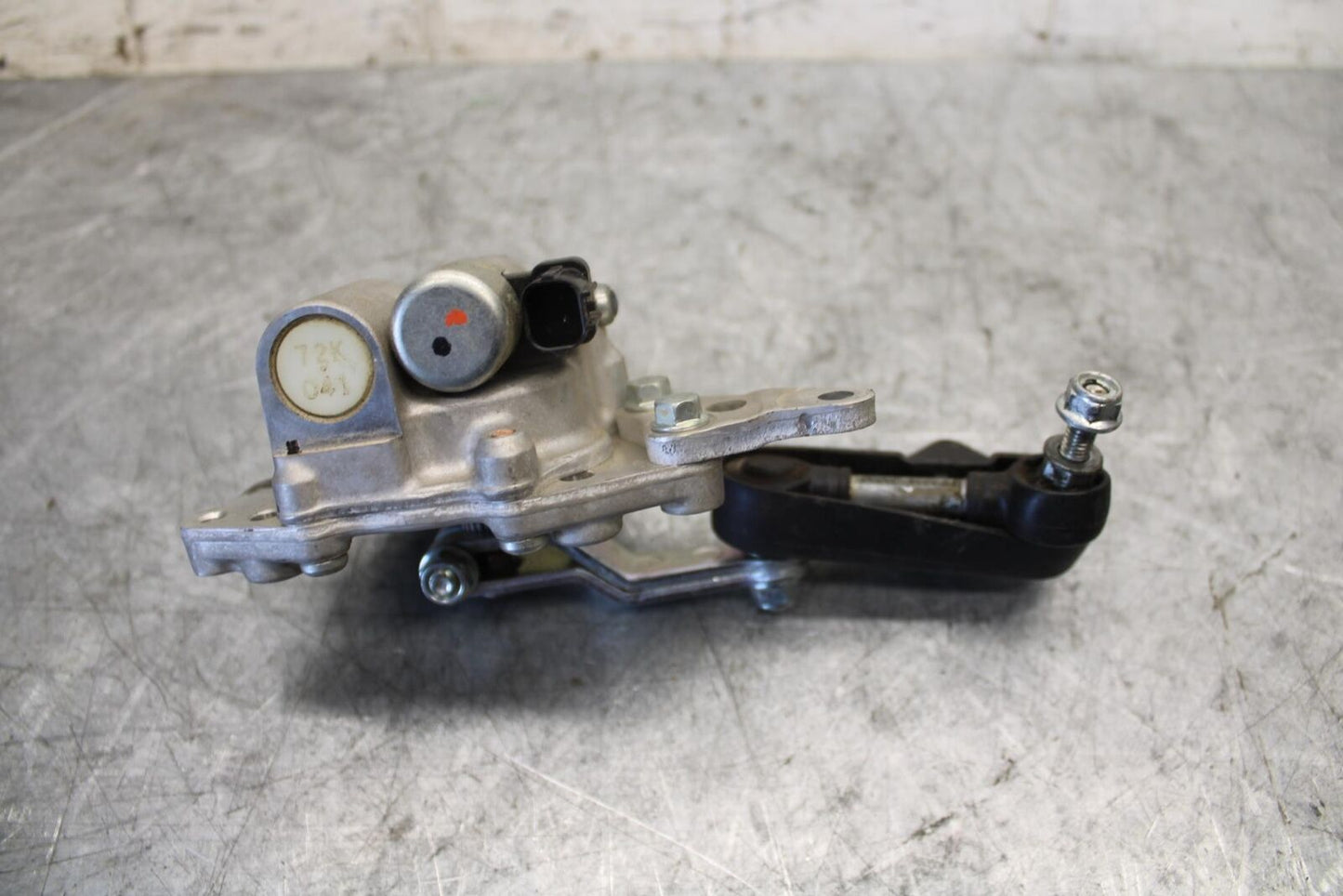 2009 Honda CBR600RR STEERING DAMPER STABILIZER 53700-MFJ-D01 BB536