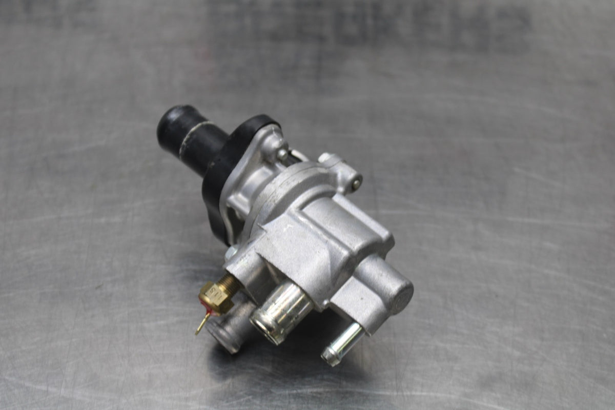 07 HONDA VTX1300R THERMOSTAT W HOUSING ASSEMBLY BB825