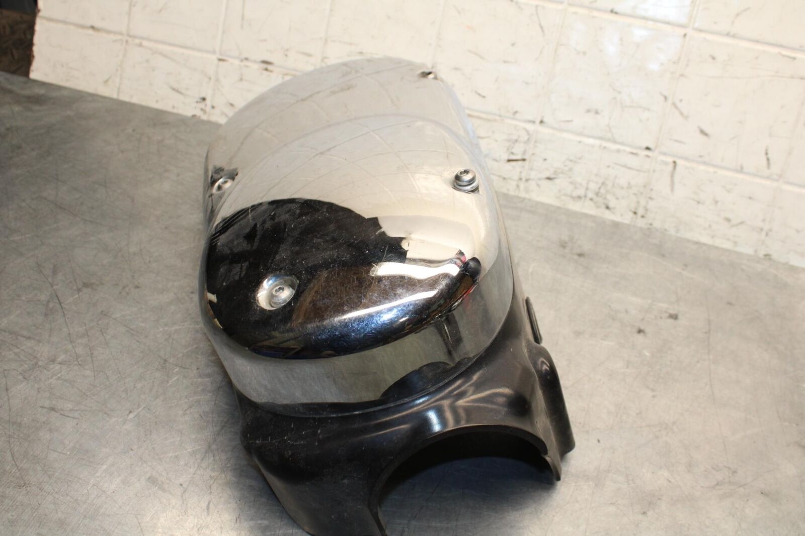 2005 Kawasaki Vulcan 1600 VN1600D Nomad ENGINE SPROCKET COVER BB556