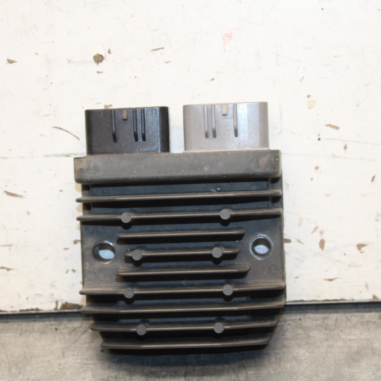 16-21 YAMAHA XSR900 RECTIFIER VOLTAGE REGULATOR BB648