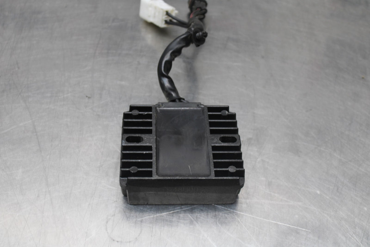15 SUZUKI GW250F RECTIFIER VOLTAGE REGULATOR BB789