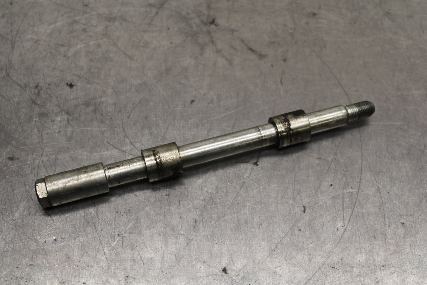 15-16 HONDA CB300F FRONT WHEEL RIM AXLE PIVOT BOLT BB740
