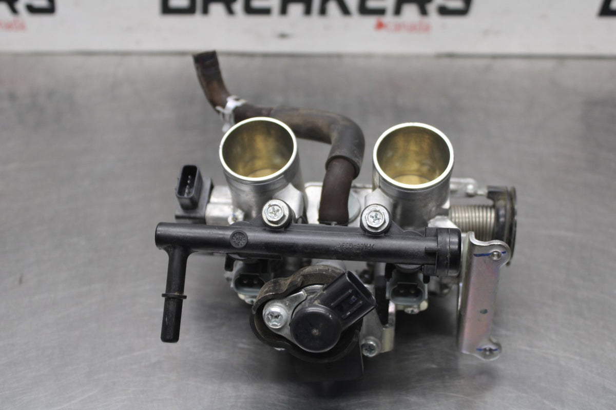 19-24 YAMAHA R3 MAIN FUEL INJECTORS / THROTTLE BODIES BB942
