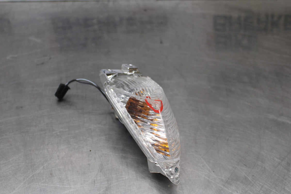 15-26 SUZUKI GSXR600 RIGHT REAR BACK TURN SIGNAL LIGHT INDICATOR BB888