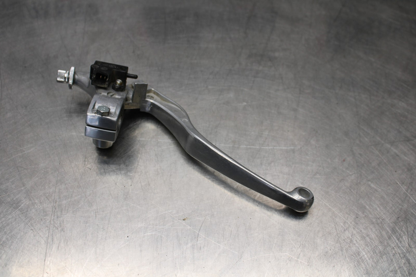 08 KAWASAKI VULCAN 900 LEFT HANDLEBAR CLIPON CLUTCH LEVER BB184