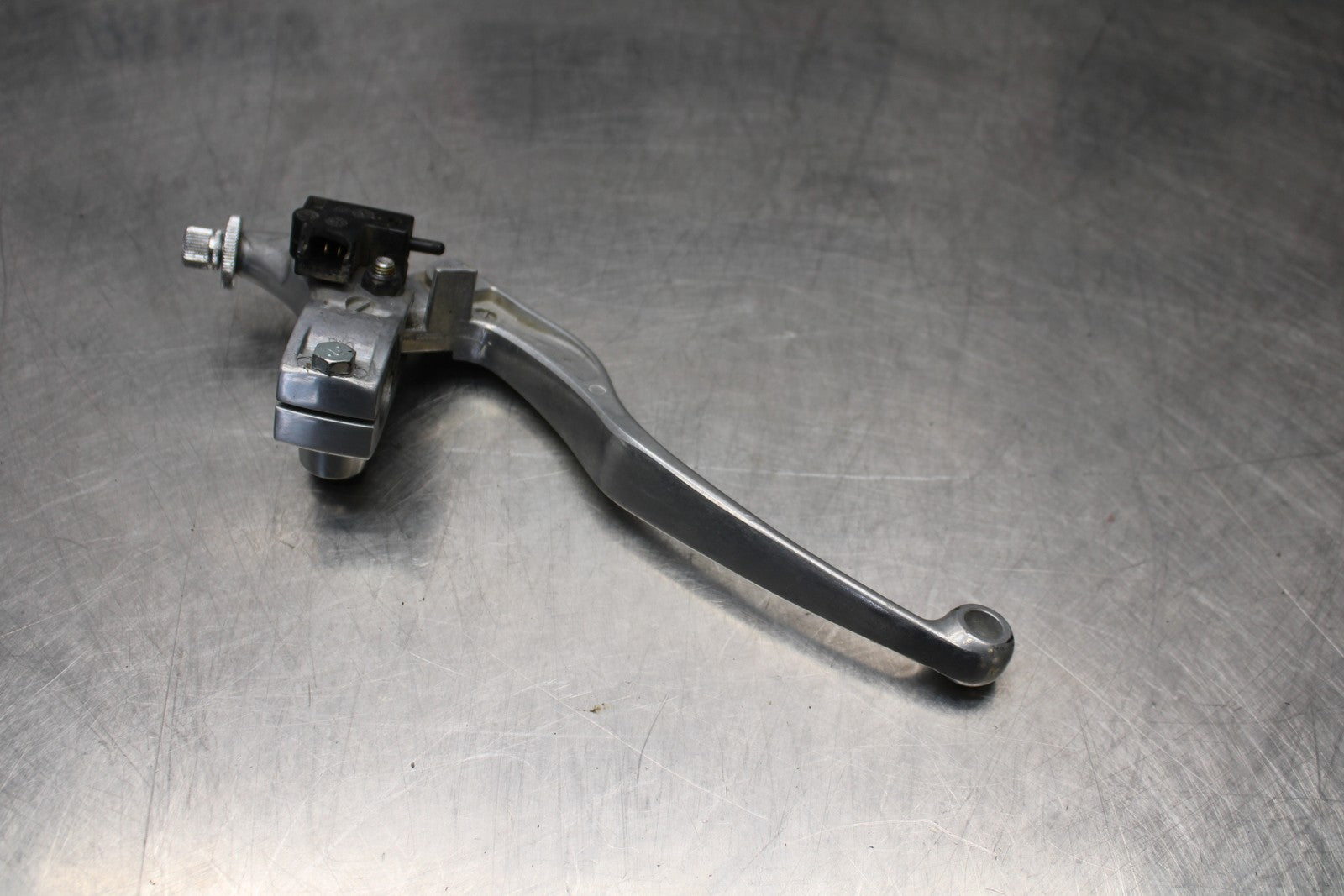 08 KAWASAKI VULCAN 900 LEFT HANDLEBAR CLIPON CLUTCH LEVER BB184